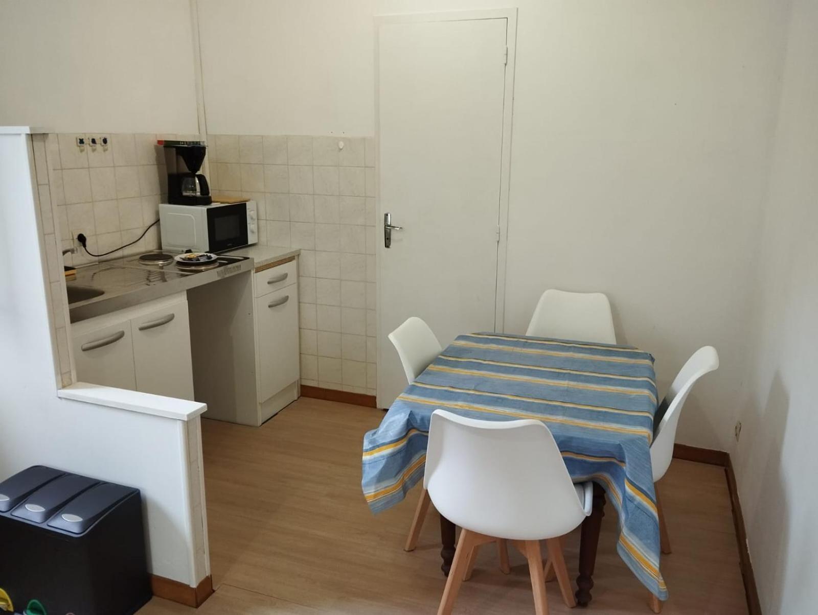 ++++ Renove 200 M Et 300 M De La Rue Pietonne ++++ Apartment
